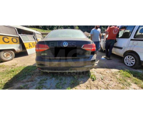 Foto de SANTA MARIA MADALENA/RJ - VW Jetta Trendline AC, 2015/2015, FLEX 
