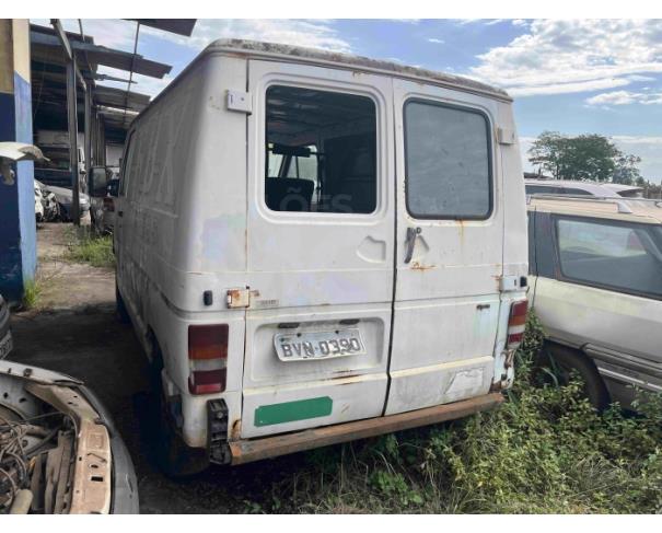 Foto de CAPIVARI/SP - VEÍCULO CONSERVADO SEM MOTOR - I/CHEVROLET TRAFIC - 1995/1995