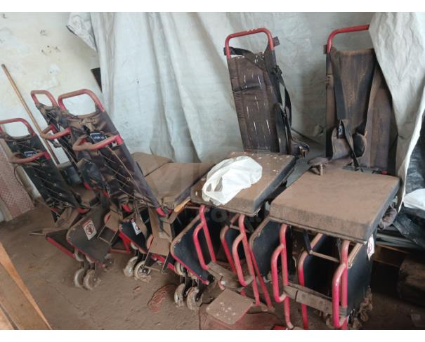 Foto de UBERABA/MG - Equipamentos de saúde e cadeira de transbordo 