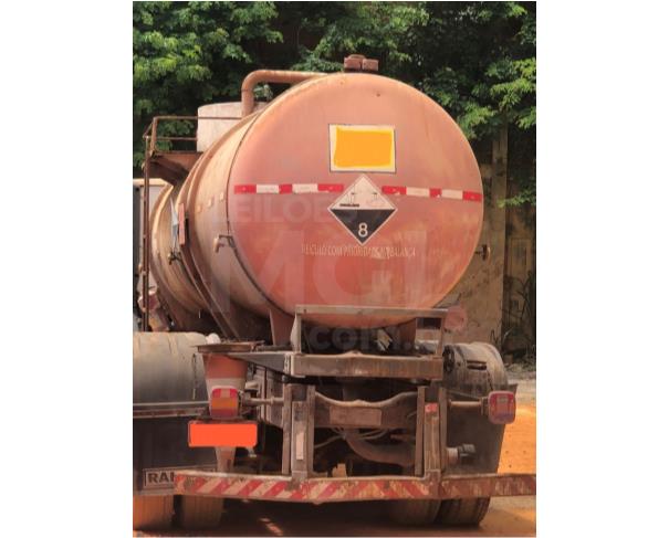 Foto de TIMÓTEO/MG - TANQUE PARA TRANSPORTE DE CORROSIVO TQSC CAPACIDADE DE 12000 LTS 2010/2011 - CX 228