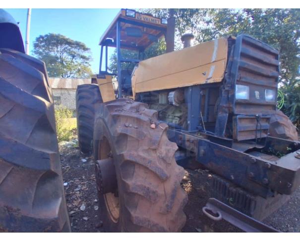 Foto de SÃO MARTINHO/RS - Trator Agrícola Valmet modelo 1280