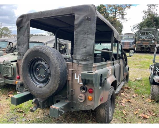 Foto de RIO DE JANEIRO/RJ- VTNE PICAPE EMP GE DEFENDER 110 3/4T 4X4 LAND ROVER 2005