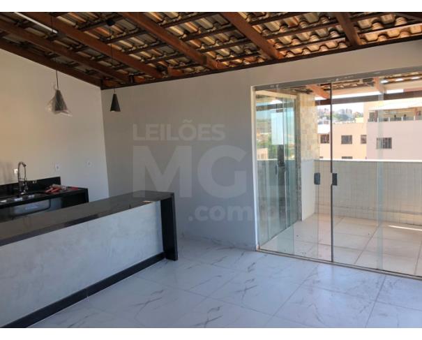Foto de ITAÚNA/MG – Apartamento com cobertura com a área de 145,08m², no Edifício Avelar & Resende, situado no Bairro das Graças