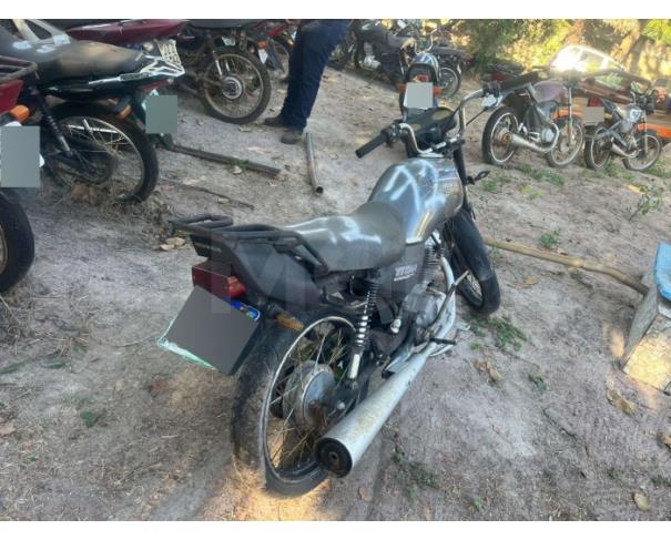 Foto de ARAGUAPAZ/GO - Motocicleta HONDA CG 125 Titan - PARA RETIRADA DE PEÇAS - MOTOR INSERVÍVEL