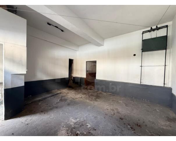 Foto de JUIZ DE FORA/MG – Casa residencial situada no bairro São Mateus 