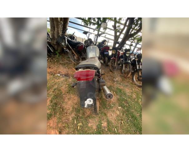 Foto de PORANGATU/GO - SUCATA -  YAMAHA FACTOR YBR125 E - 2008/2008
