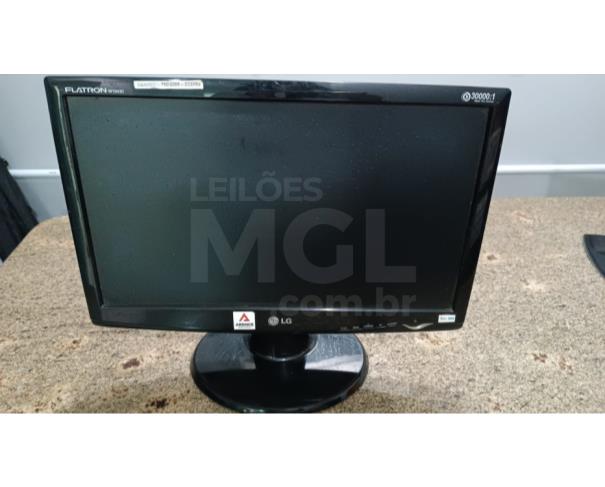 Foto de GOVERNADOR VALADARES/MG - Informática – Monitores, Notebooks, placa mãe de computador, cabos