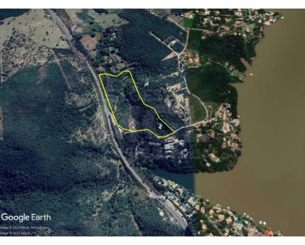 Foto de ITAÚNA/MG — Terreno com 53.608m² as margens da MG—431 próximo à Barragem do Benfica