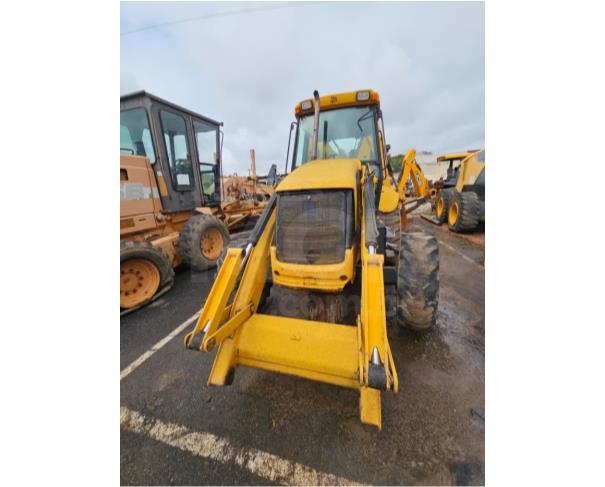 Foto de CASTRO/PR - Retroescavadeira JCB, modelo 3C