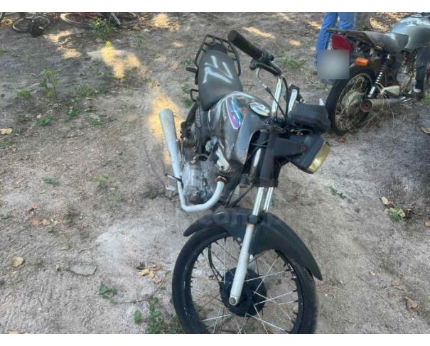 Foto de ARAGUAPAZ/GO - Motocicleta HONDA CG 125 Titan - PARA RETIRADA DE PEÇAS - MOTOR INSERVÍVEL