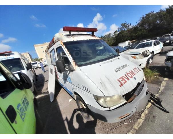 Foto de RIO DAS OSTRAS/RJ - ESPECIAL MERCEDES-BENZ / REVESCAP AMB SR (CARROCERIA AMBULÂNcia). 
