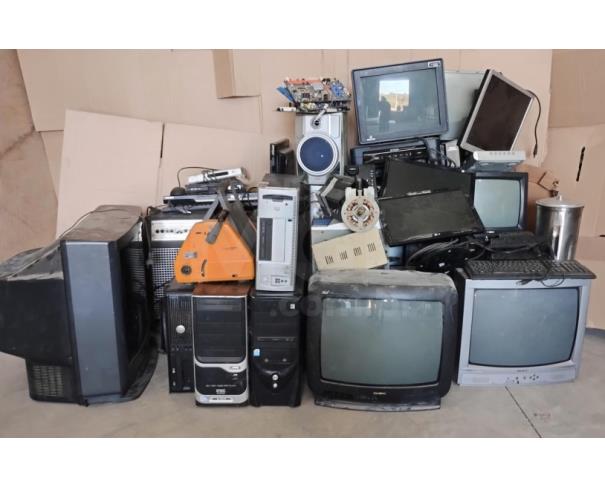 Foto de ESMERALDAS/MG - Eletrônicos e informática.