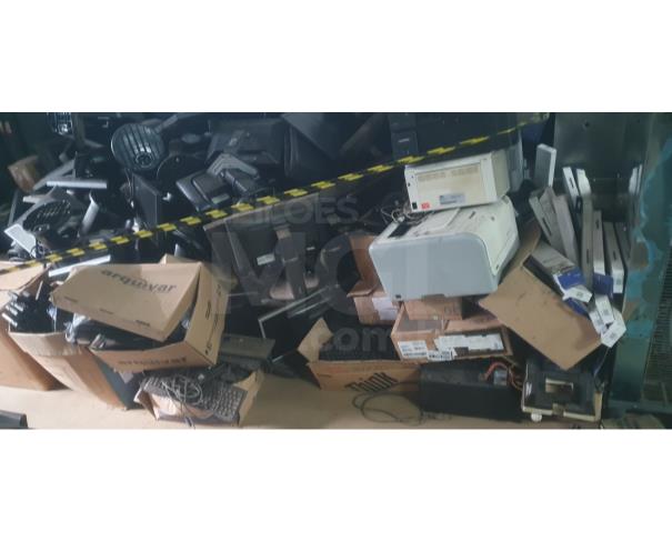 Foto de ITABIRITO/MG - Sucata de Material de Informática e eletroeletrônicos