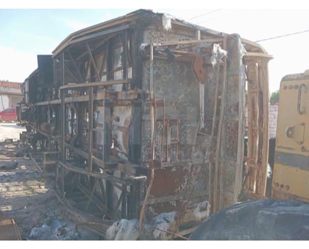 Foto de IBICOARA/BA - Sucata de ônibus escola do FNDE