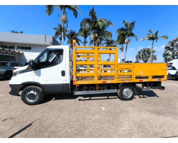 Foto de ITAÚNA/MG- IVECO DAILY 35 150CS 2020/2021- PA13426