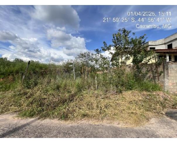 Foto de CAXAMBU/MG — Terreno 250 m² (F8444417743697)
