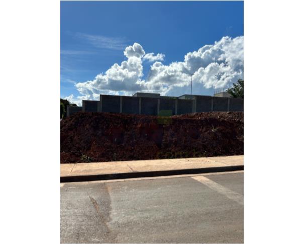 Foto de CAMPOS ALTOS/MG - Um lote de terreno com área total de 257,99m², sito a Rua Coronel Frederico Franco