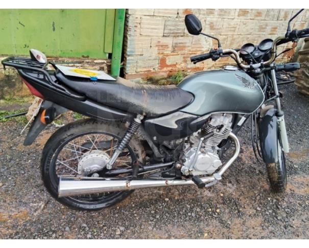 Foto de ARAXÁ/MG - Motocicleta HONDA CG 125 Fan - 2008/2008 - CIRCULÁVEL