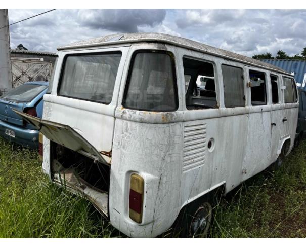 Foto de JUNDIAÍ/SP-VEÍCULO CONSERVADO SEM MOTOR-VW/KOMBI-1996/1996