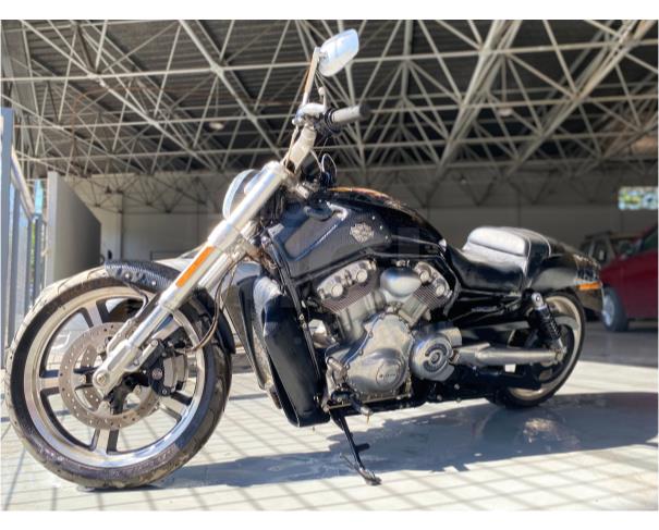 Foto de LOTE 016-HARLEY-DAVIDSON/ MOTOCICLETA VRSCF ANO 2013/2014 JB27357