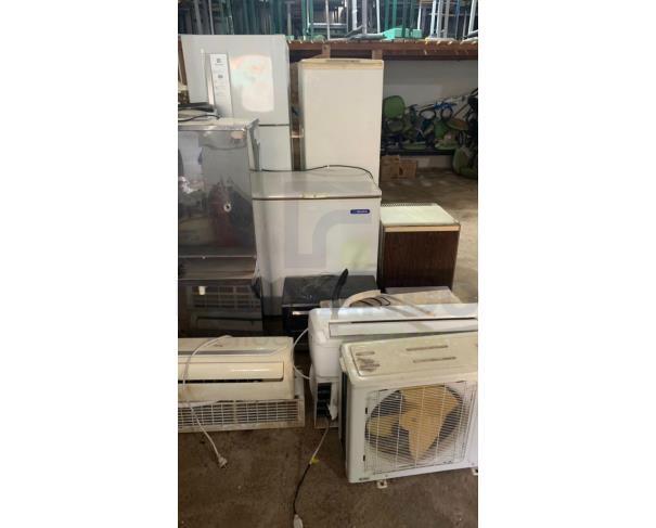 Foto de IBATIBA/ES - Lote de eletrodomésticos