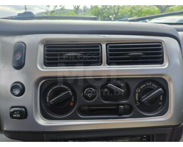 Foto de ITAÚNA/MG- MITSUBISHI PAJERO SPORT  HPE 2.8 4X4 DIESEL AUT. 2004/2005- PA12564