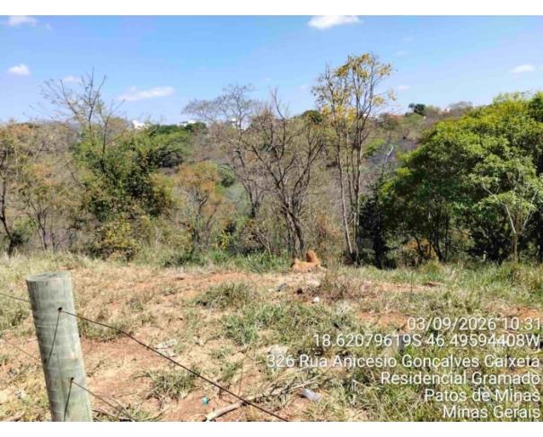 Foto de PATOS DE MINAS/MG - Lote 01 da Quadra 03, destinado a equipamento comunitário, com área de 3.920,39 m², localizado no Bairro Campos Elíseos