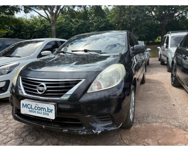 Foto de ITAÚNA/MG - NISSAN VERSA 16 SV - ANO: 2014/2014 - B1022