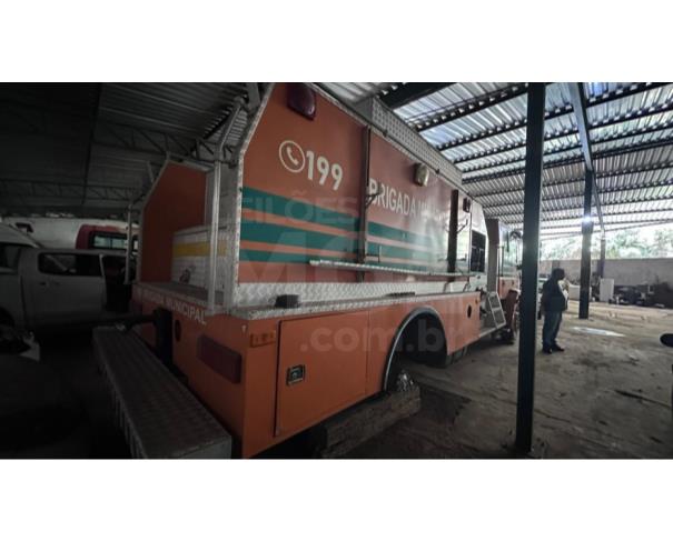 Foto de ITABIRITO/MG - Especial Caminhão Iveco Tector 170E25, 2010/2011, DIESEL 