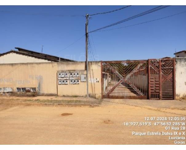 Foto de LUZIÂNIA/GO — Casa com 2 quartos e 1 vaga na garagem no bairro Parque Estrela Dalva IX