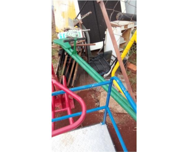 Foto de FLOR DA SERRA DO SUL/PR-Sucata ferrosa (ventilador industrial, arquivo metálico, portas metálicas, cofre, brinquedos de parque).