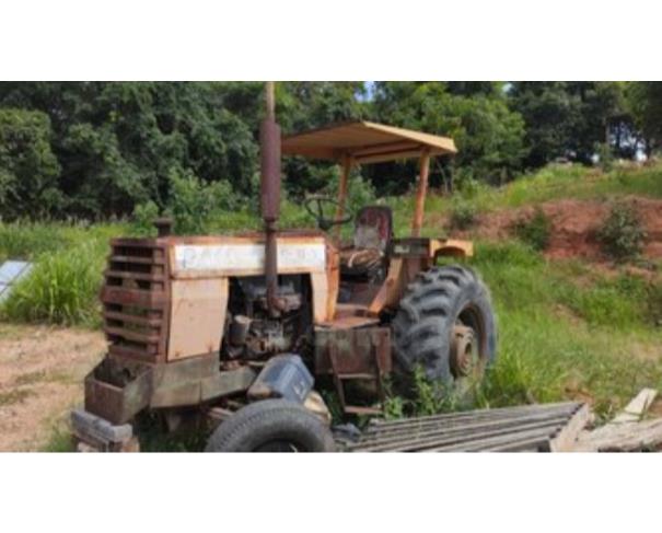 Foto de DIVINÓPOLIS/MG - Trator Agrícola CBT modelo 8440