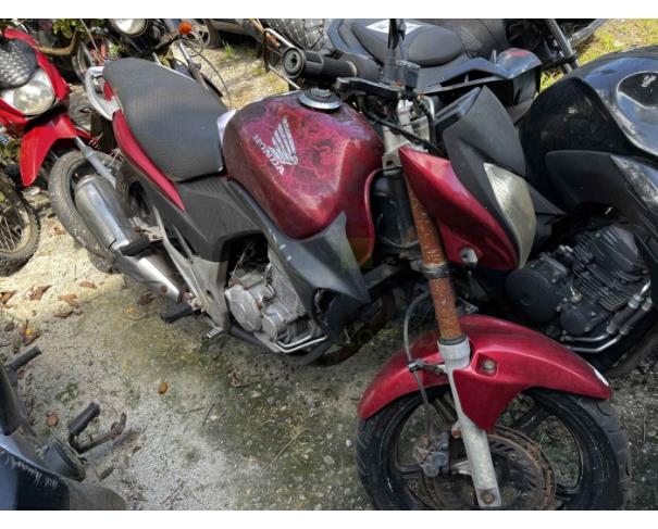 Foto de ANGRA DOS REIS/RJ-VEÍCULO CONSERVADO-HONDA/CB 300R-2010/2010