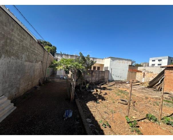 Foto de PATOS DE MINAS/MG-CASA DE MORADA COM 602m². 