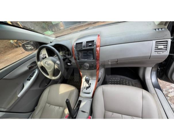 Foto de ITAÚNA/MG - TOYOTA/COROLLA XEI 2.0 FLEX ANO 2011/2011 - B1041