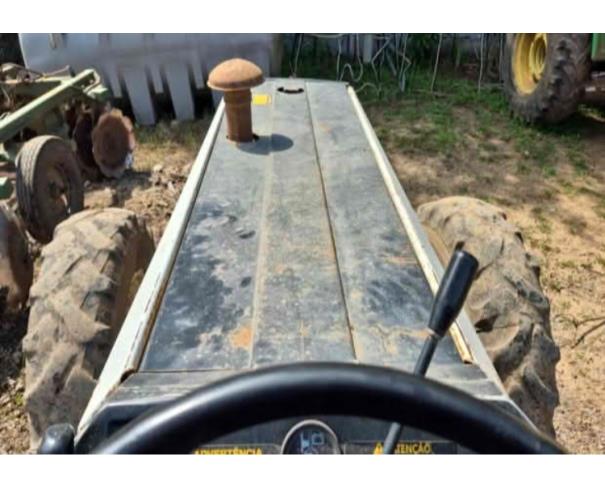 Foto de CAMPESTRE DA SERRA/RS - Trator Agrícola Cabinado Valtra – modelo 785 – 4x4