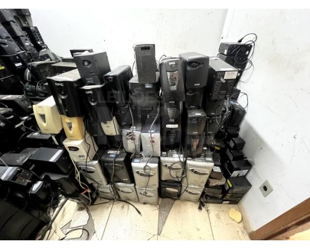 Foto de LAVRAS/MG - MATERIAL DE INFORMÁTICA 