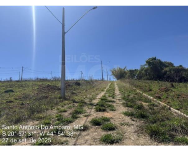 Foto de SANTO ANTÔNIO DO AMPARO/MG — Lote com área de 200m² no Residencial Ouro Branco