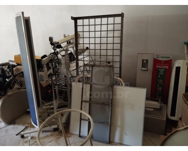 Foto de Águia Branca /ES- Materiais diversos