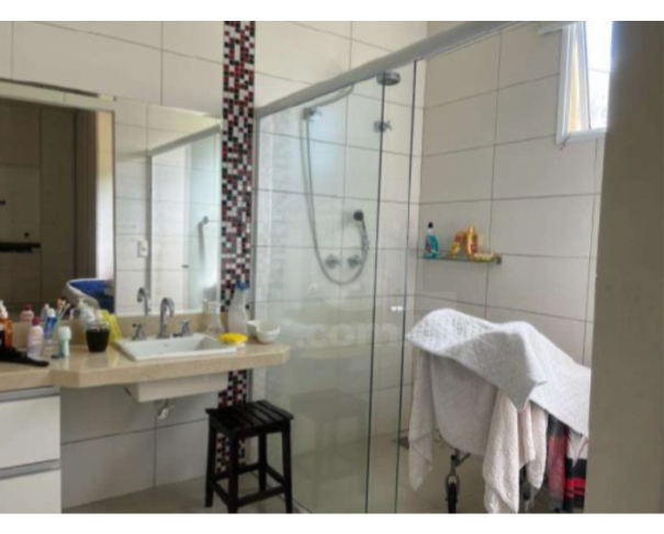 Foto de PIACATU/SP — Casa residencial com a área de 420,54m² e seu respectivo lote com 1150,00m²