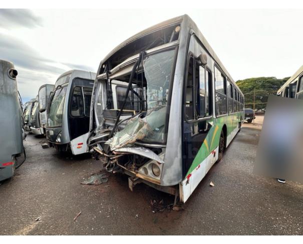 Foto de BRASÍLIA/DF - Ônibus VW Induscar Mil U OT, (1726/59 O500U Caio Millenium) 2007/2008