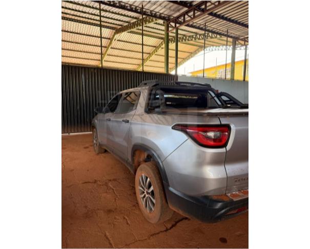 Foto de SANTO ANTONIO DO RIO ABAIXO/MG - CARRO - Fiat Toro Endurance. AT9 4X4, 2021/2022