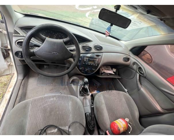 Foto de CORNÉLIO PROCÓPIO/PR - Ford Focus 1.8 L HÁ, 2002/2002, GASOLINA 