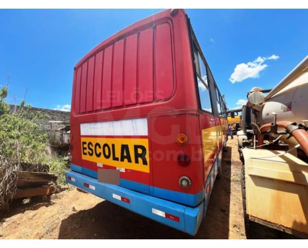 Foto de SERRA AZUL DE MINAS/MG- (ÔNIBUS) Mercedes Benz OF 1113- 1985/1986