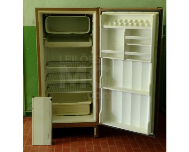 Foto de SENADOR CORTES/MG - Lote de Aparelhos e Utensílios Domésticos.