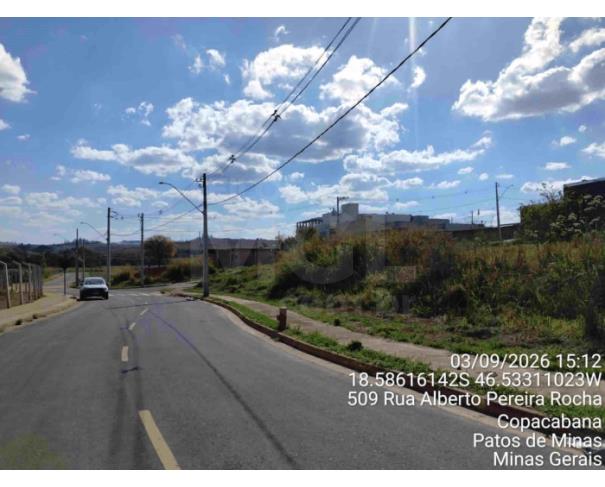 Foto de PATOS DE MINAS/MG - Lote 24 da quadra 17 com área de 1.075,04m² no bairro Copacabana