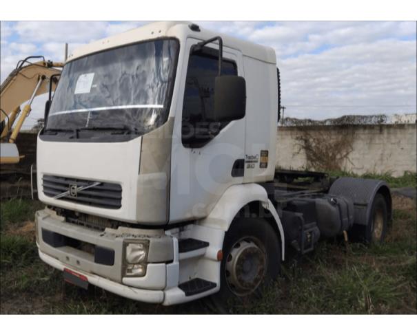Foto de ITAÚNA/MG - CAMINHÃO VOLVO/VM 310 4X2T - ANO: 2008/2009 - SC898