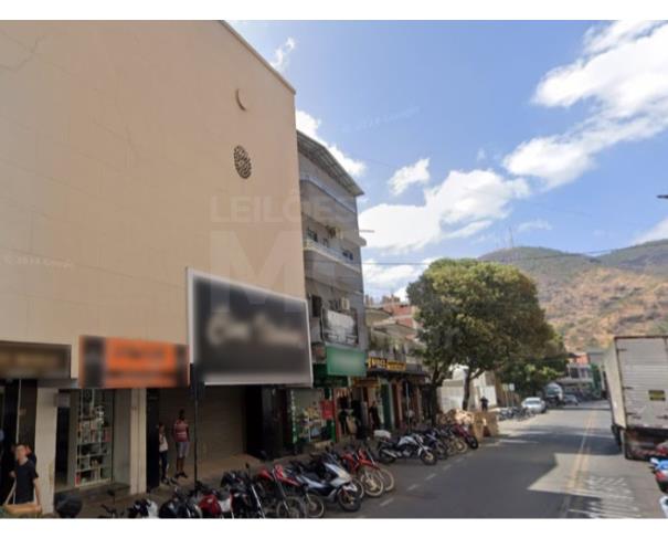 Foto de CARATINGA/MG — Apartamento com 3 quartos no centro