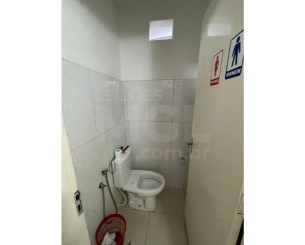 Foto de PIUMHI/MG - Galpão comercial com 260m², situado no Centro