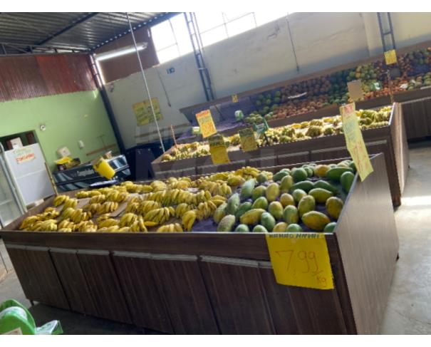 Foto de BARBACENA/MG - 04 Bancadas expositora para Hortifruti 